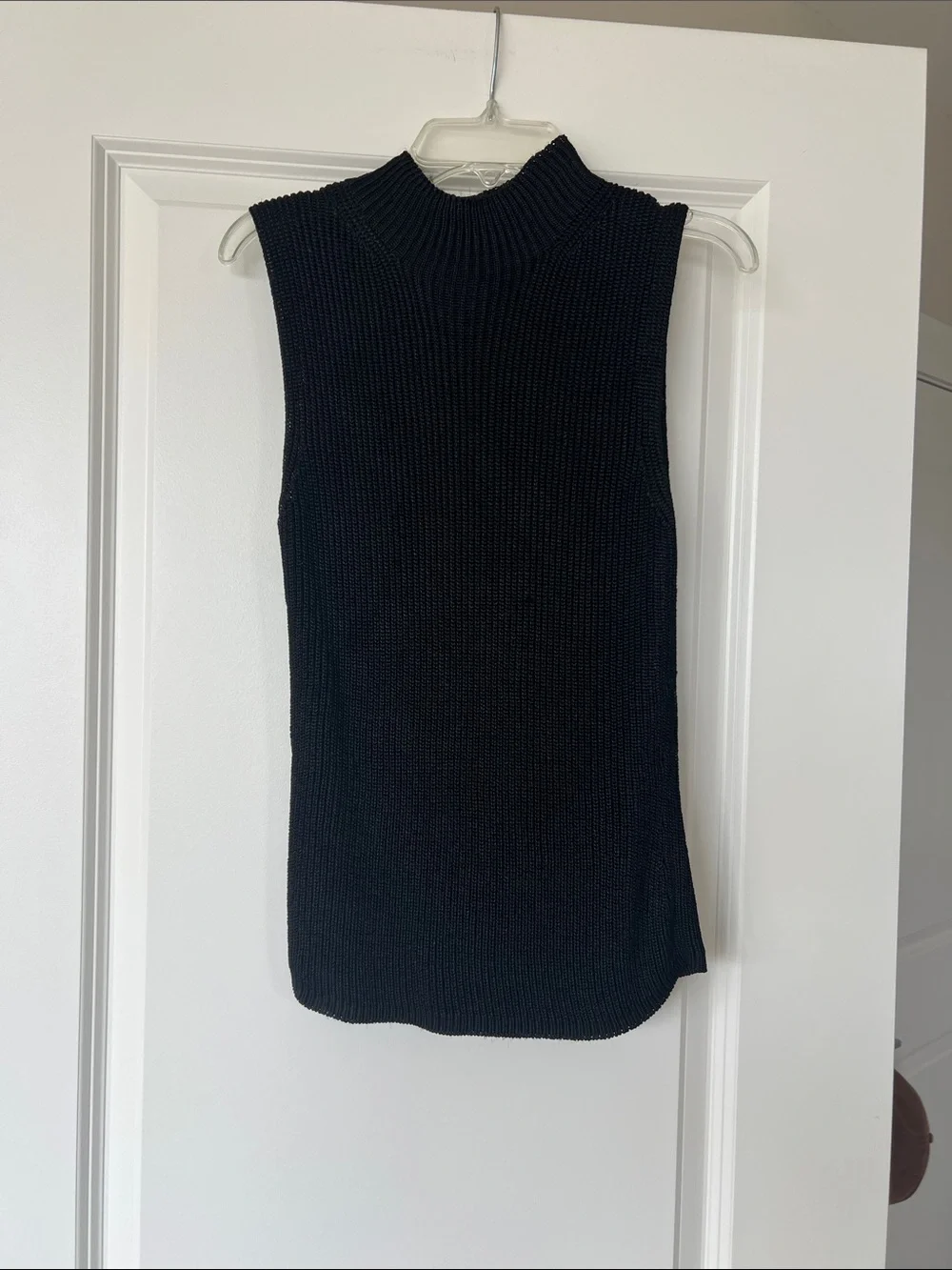 LOFT Black Sleeveless Mock Neck Knit Top Vintage